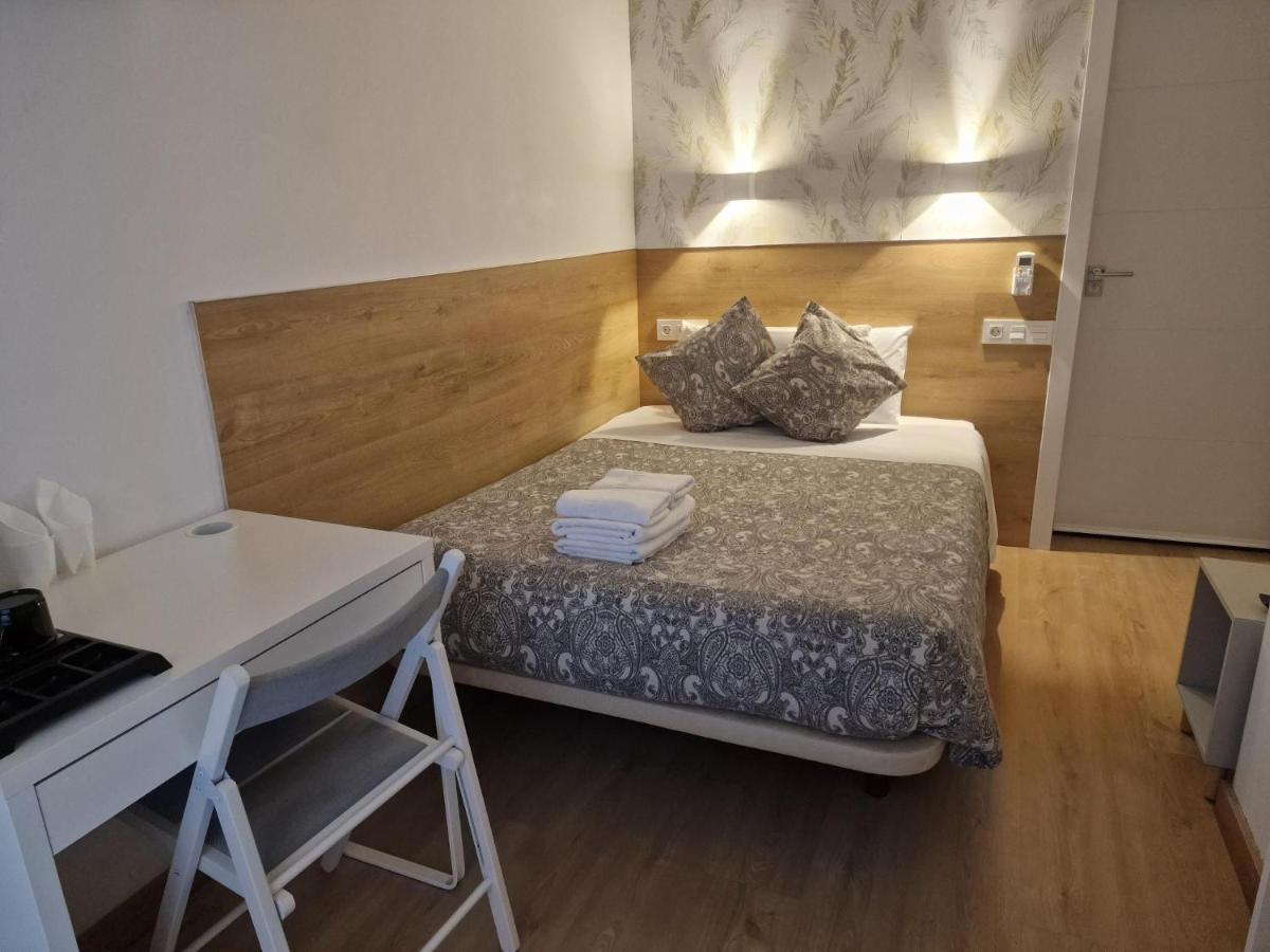 Hostal Esparteros Мадрид Екстериор снимка
