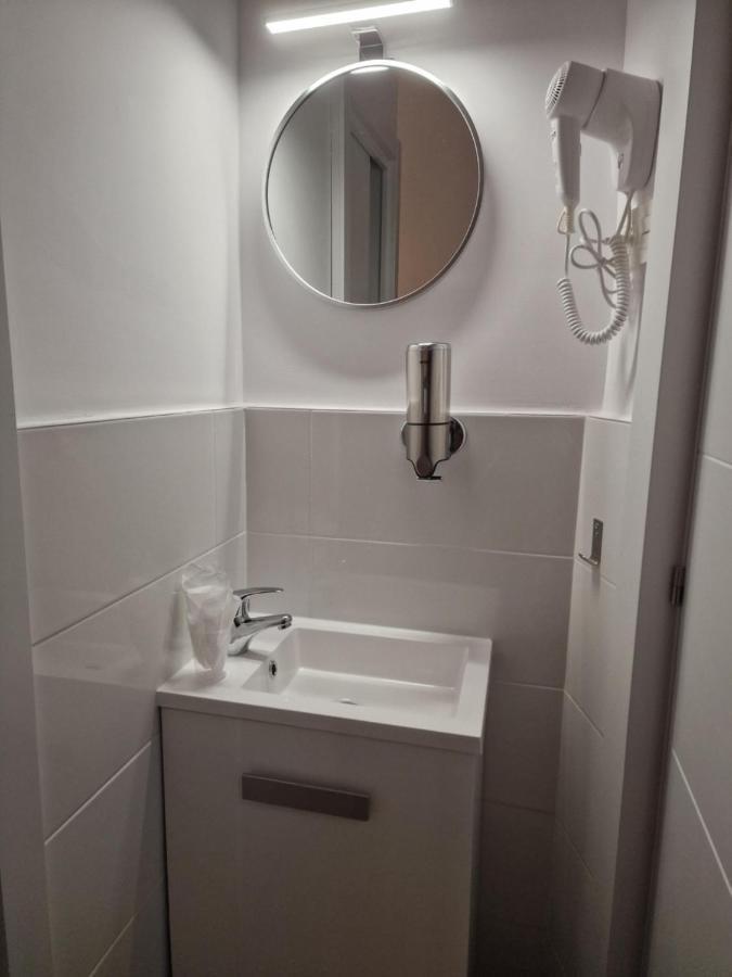 Hostal Esparteros Мадрид Екстериор снимка