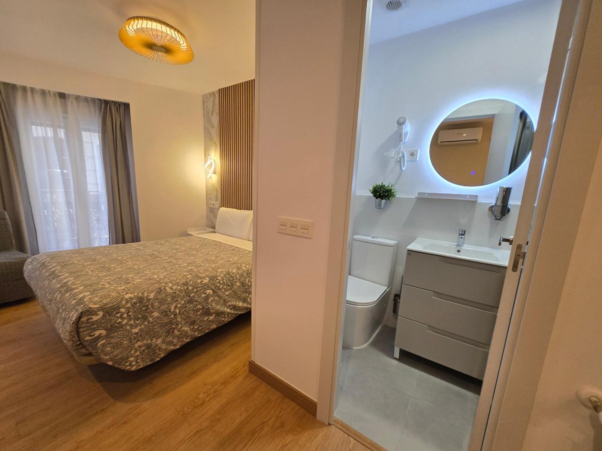 Hostal Esparteros Мадрид Екстериор снимка